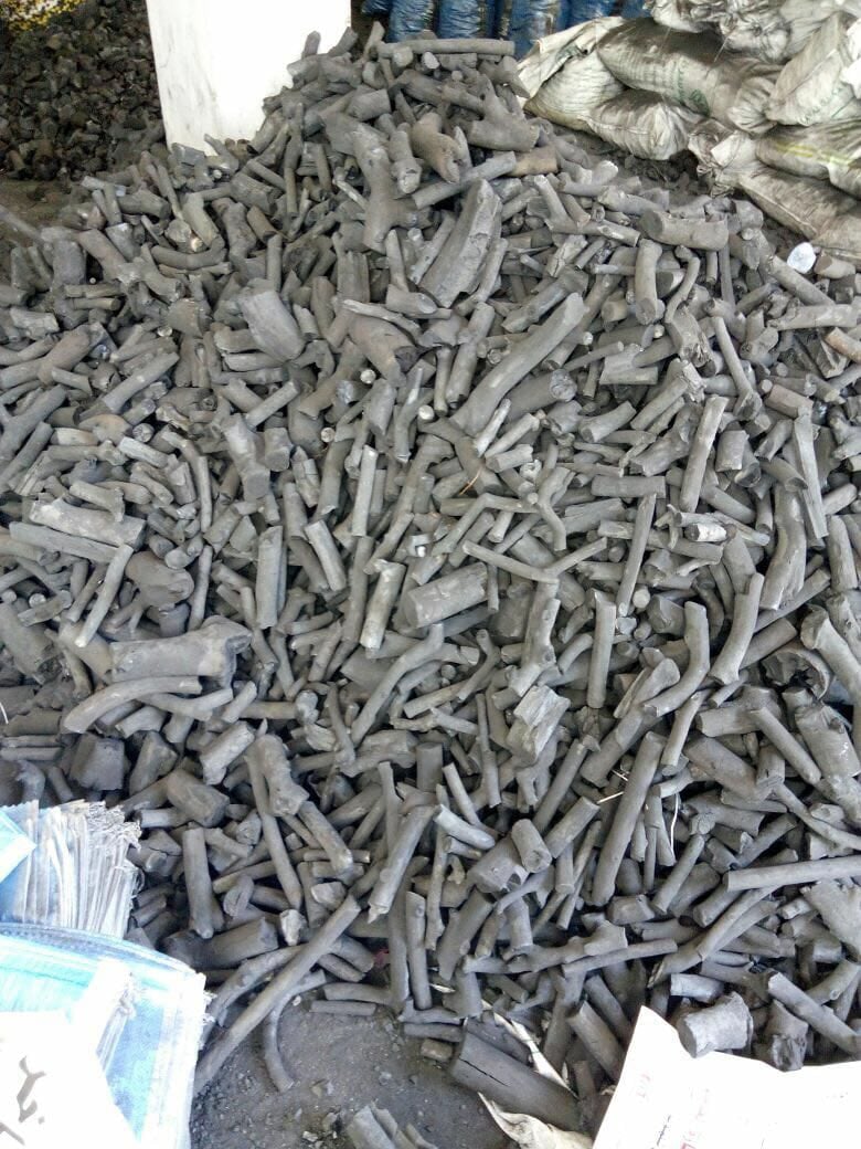 فحم كولومبي في لبنان توفر شركة فحم الوادي الفحم الكولومبي في السوق اللبناني بجودة وسعر تنافسي لجميع المستوردين وتجار الجمله اطلبة الأن