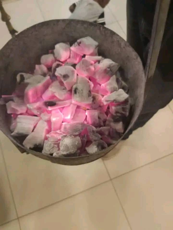 فحم شيشه اندونيسي من شركة فحم الوادي للفحم الاندونيسي أكبر شركة ومصنع للفحم الاندونيسي نقدر اسعار تنافسية لجميع بلاد العالم