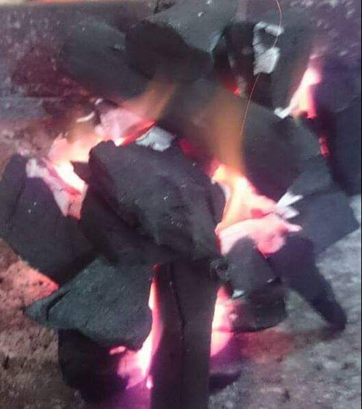 فحم مشاوي صومالي من انتاج شركة فحم الوادي أكبر شركة فحم صومالي للمشاوي حيث يمتاز بالجودة والسعر التنافسي فحم مشاوي تخب أول اطلبة الأن