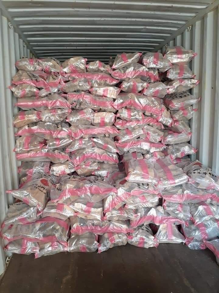 شركات الحطب الأفريقي تعد شركة الوادي للحطب والفحم أكبر شركة استيراد حطب في السعودية ودول الخليج نوفر جميع أنواع الحطب الأفريقي ب اسعار قيمة